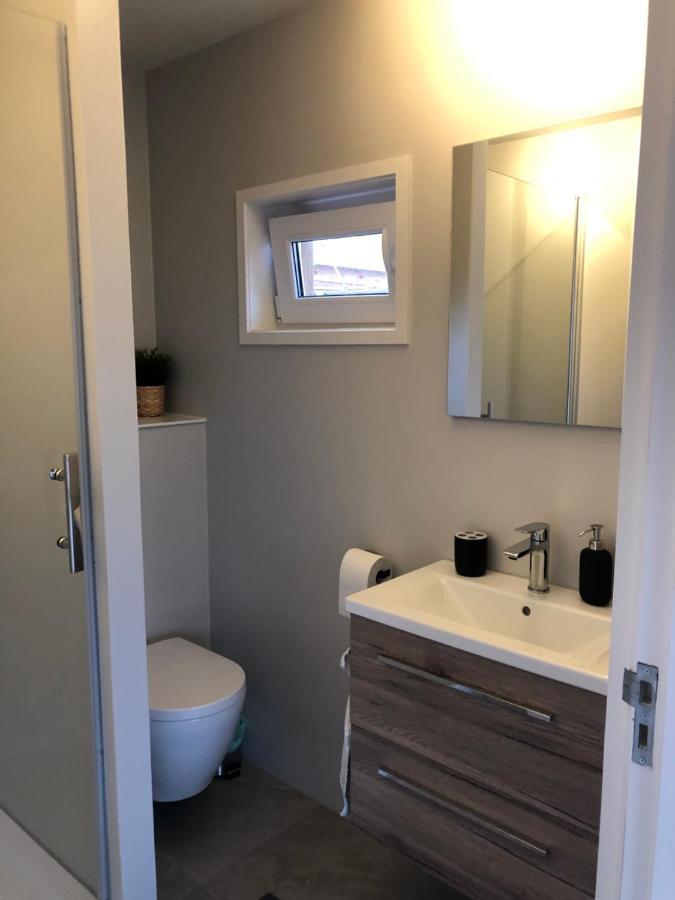 B&B Snurk Stiens, Fijn Verblijf Aan Open Vaarwater Dış mekan fotoğraf